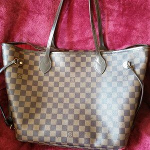 100% Authentic LV Tote Bag (WITH CODE) Limited time offer